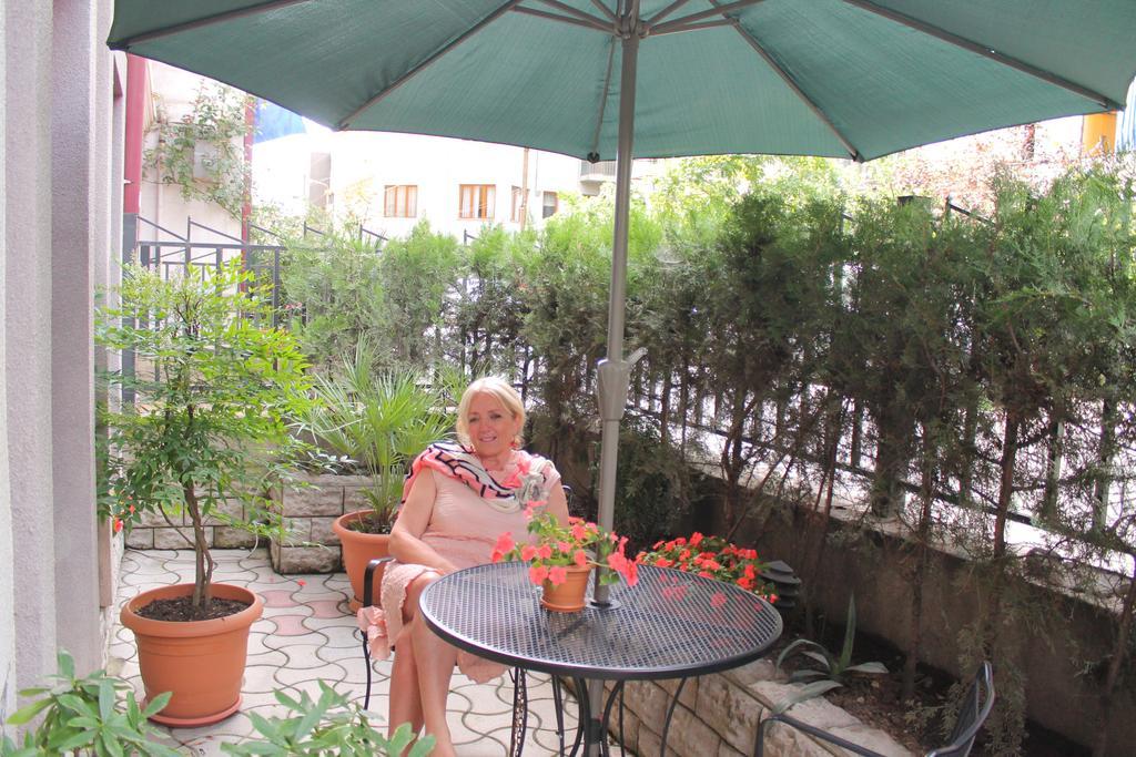 Apartment Vake Tbilisi ภายนอก รูปภาพ